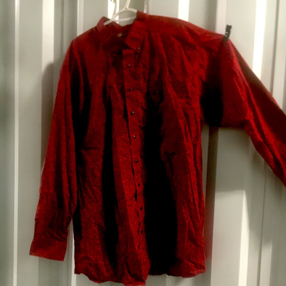 Ariat long-sleeved button up shirt with incredible pattern
